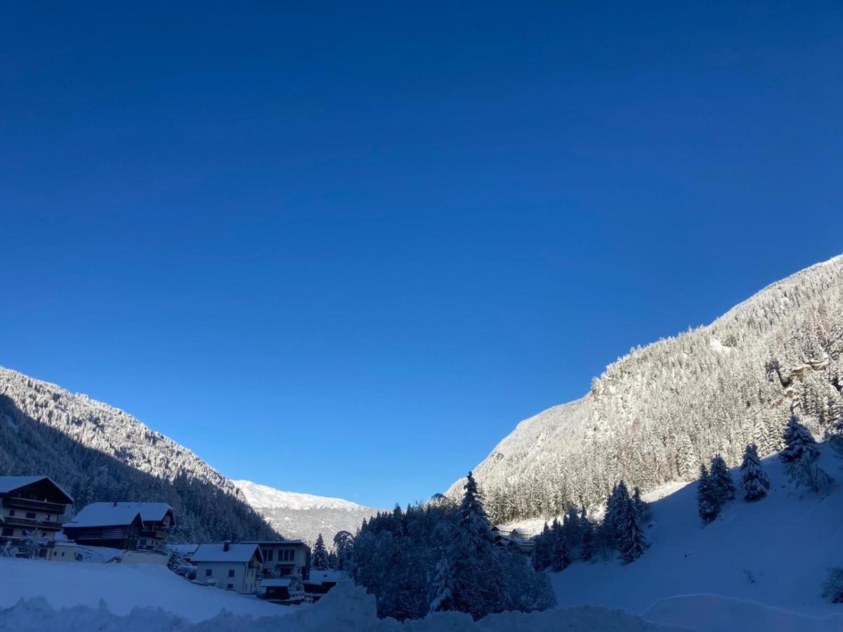 Haus Alpengruss Hotell Sankt Leonhard im Pitztal Eksteriør bilde